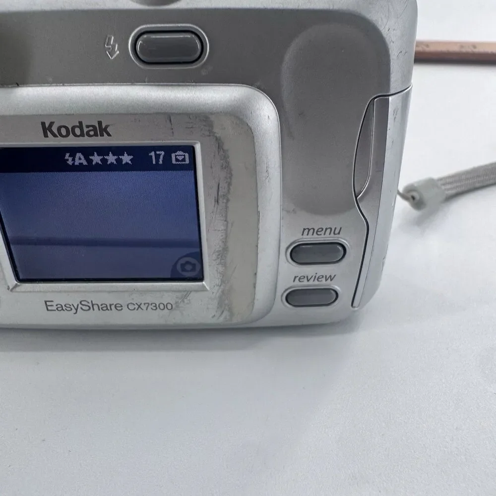 Kodak EasyShare CX7300 - Y2K Vintage Digital Camera Tested Fast Shipping